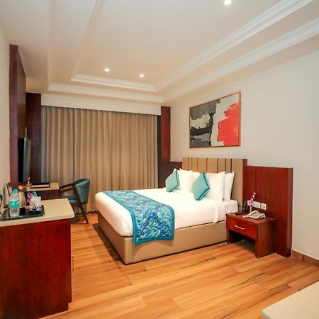 Regenta Place Phagwara By Royal Orchid Hotels Limited ภายนอก รูปภาพ