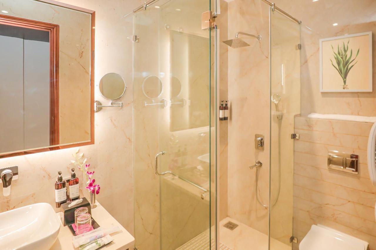 Regenta Place Phagwara By Royal Orchid Hotels Limited ภายนอก รูปภาพ