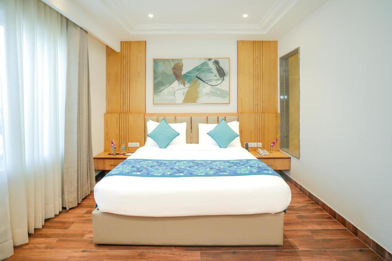 Regenta Place Phagwara By Royal Orchid Hotels Limited ภายนอก รูปภาพ