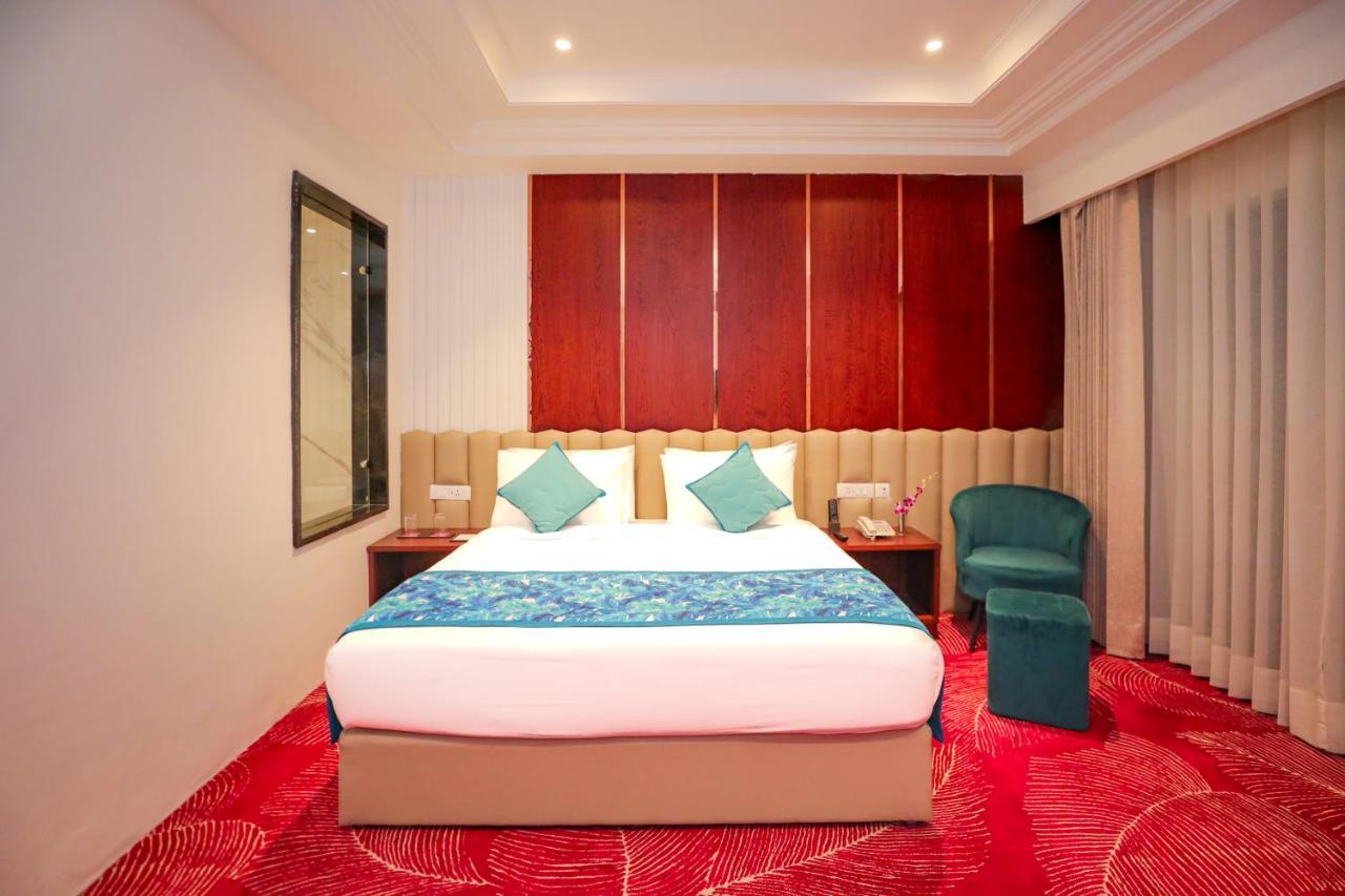 Regenta Place Phagwara By Royal Orchid Hotels Limited ภายนอก รูปภาพ