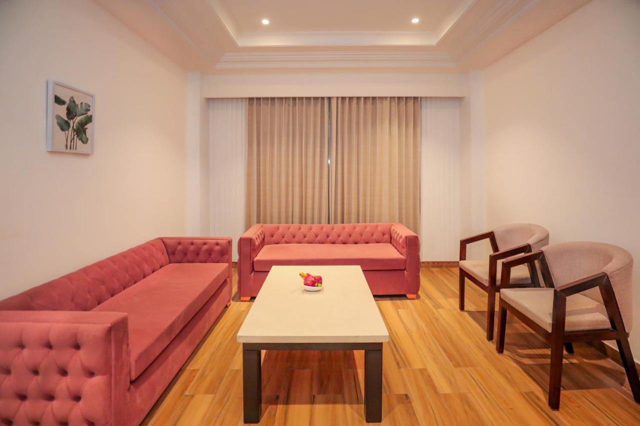 Regenta Place Phagwara By Royal Orchid Hotels Limited ภายนอก รูปภาพ