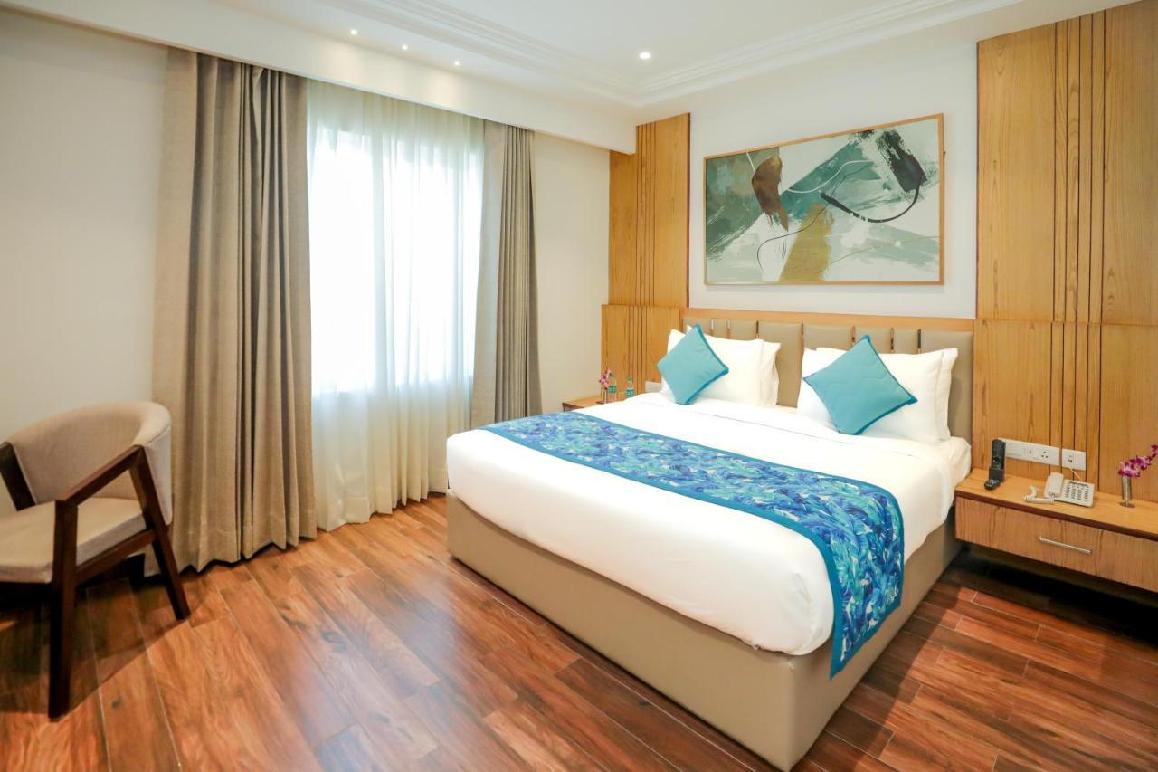 Regenta Place Phagwara By Royal Orchid Hotels Limited ภายนอก รูปภาพ