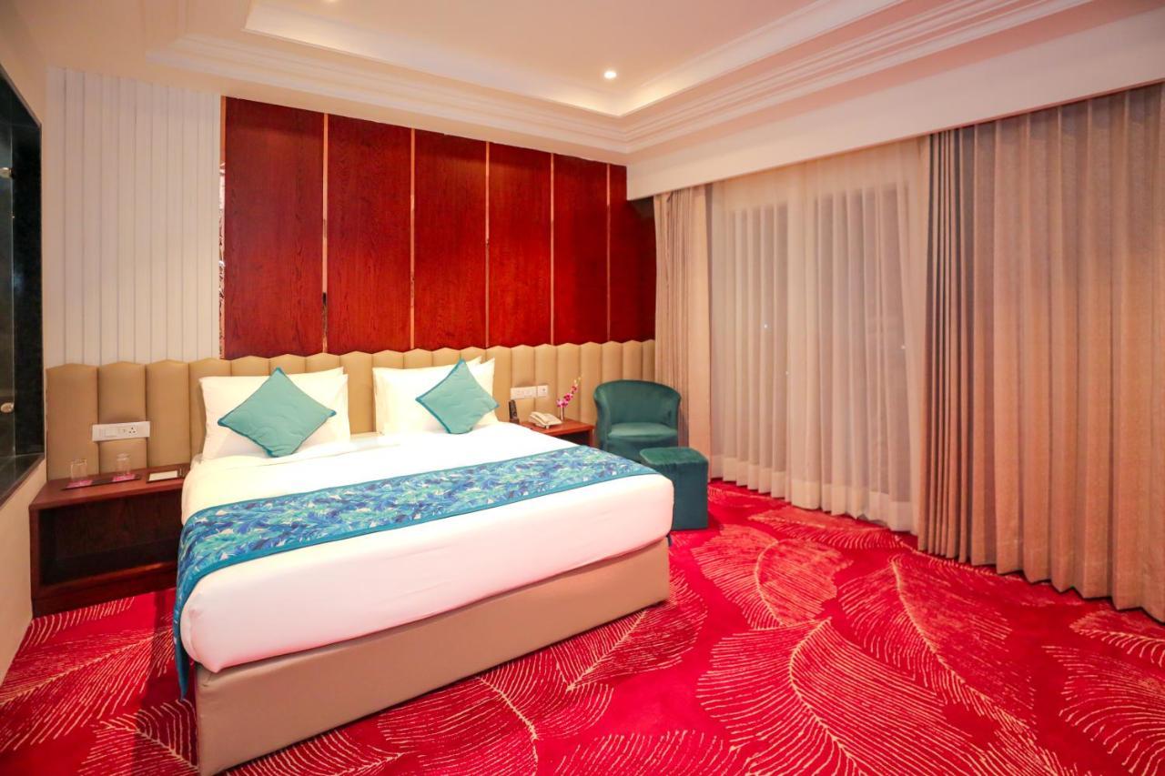 Regenta Place Phagwara By Royal Orchid Hotels Limited ภายนอก รูปภาพ