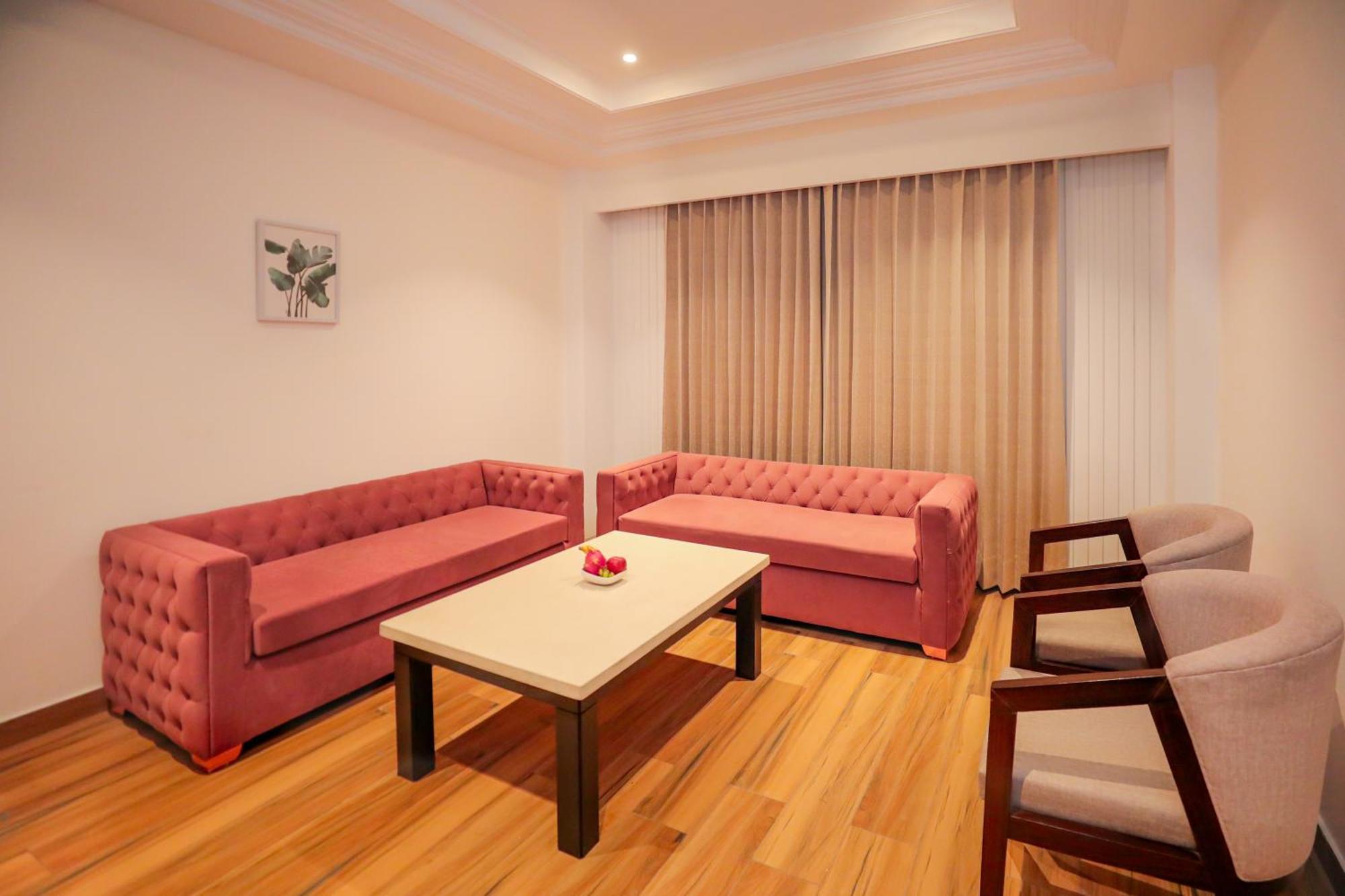 Regenta Place Phagwara By Royal Orchid Hotels Limited ภายนอก รูปภาพ